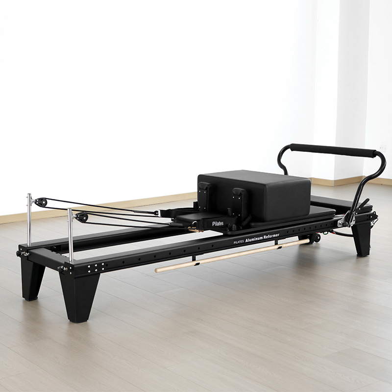 Pilates all - track reformer made of aluminum alloy （Q76）